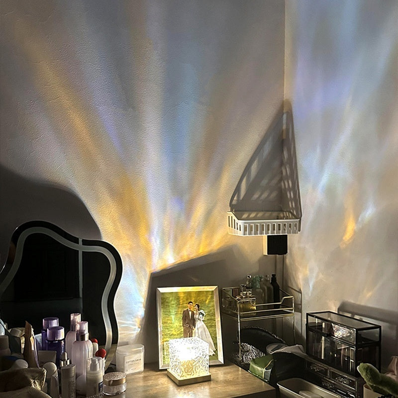 LUMÈRA The Ripple lamp creating water ripple light patterns on bedroom wall